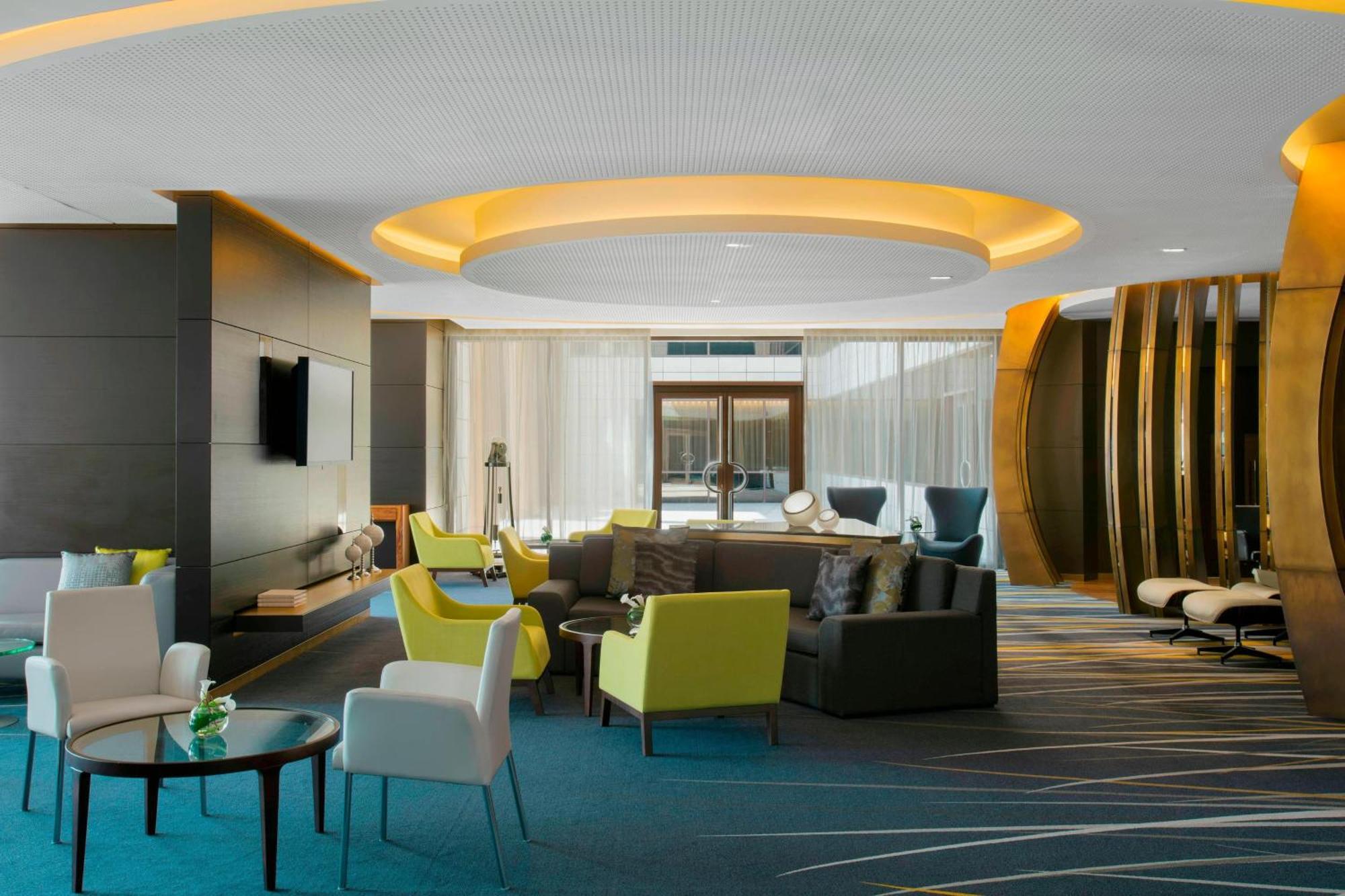 The Westin Doha Hotel & Spa Ngoại thất bức ảnh The Executive Lounge at the hotel
